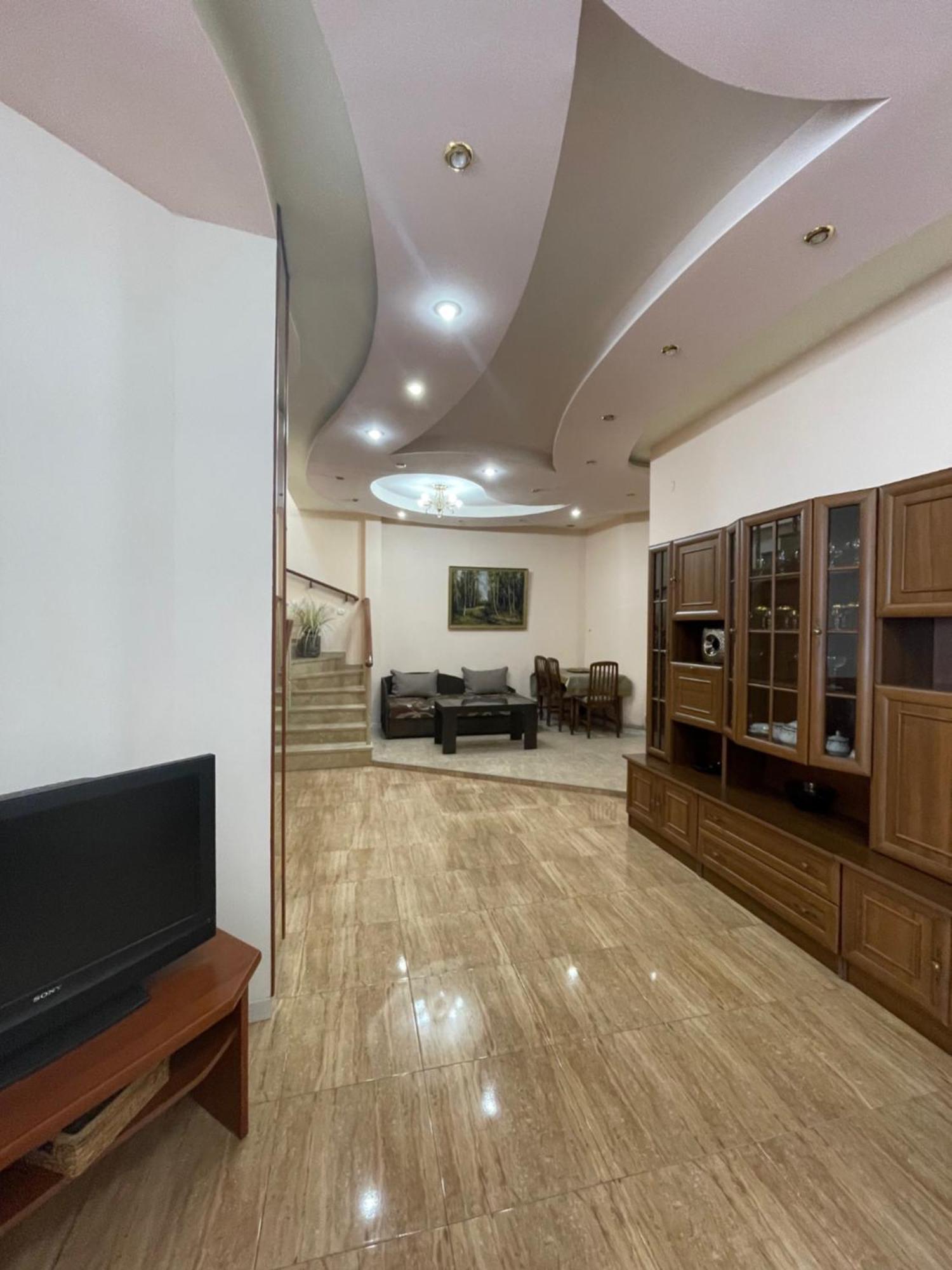 Apartment #1 In The City Center Erevan Esterno foto