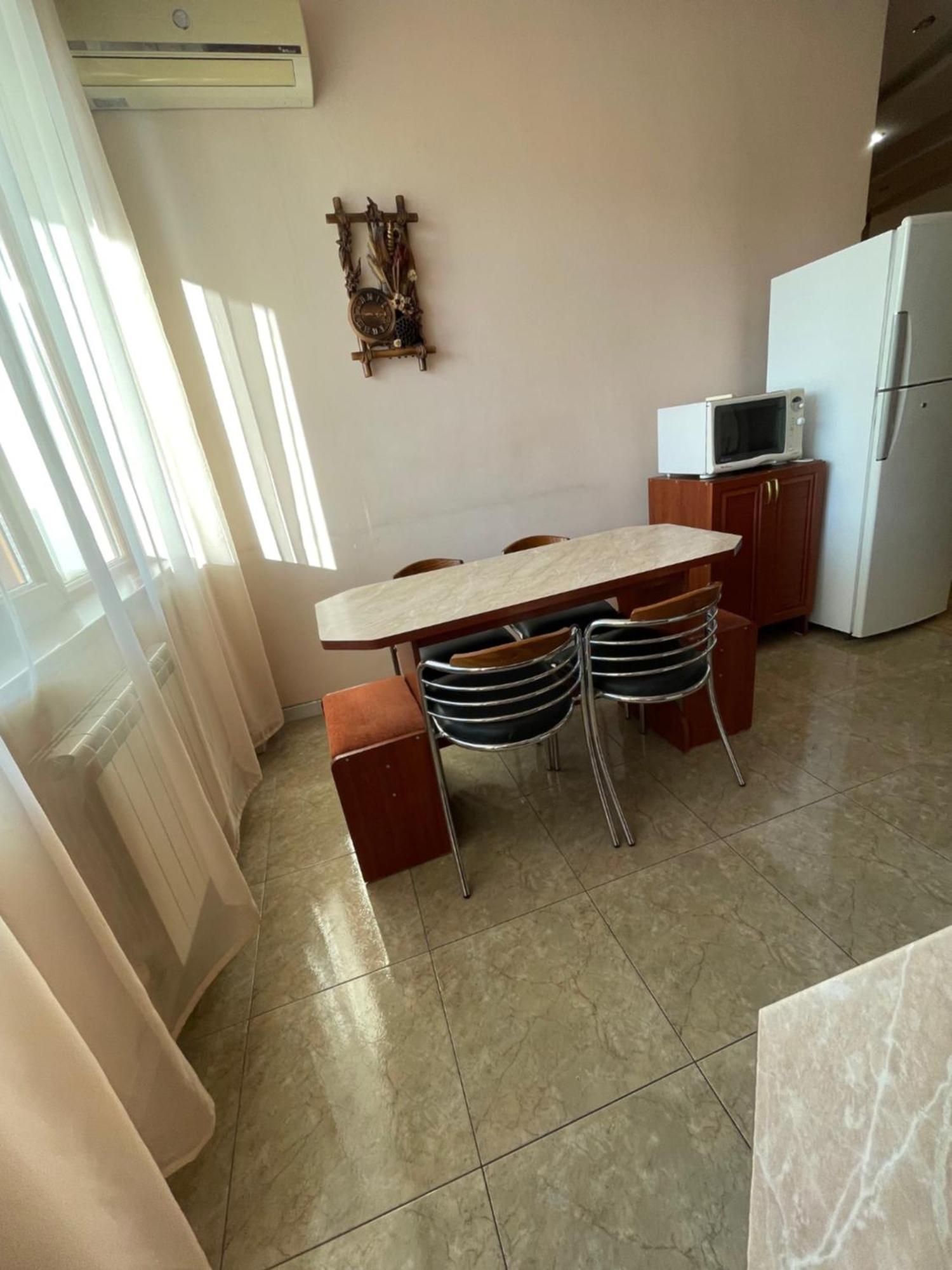 Apartment #1 In The City Center Erevan Esterno foto